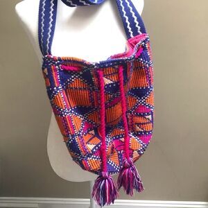 👠Eocte drawstring woven crossbody  